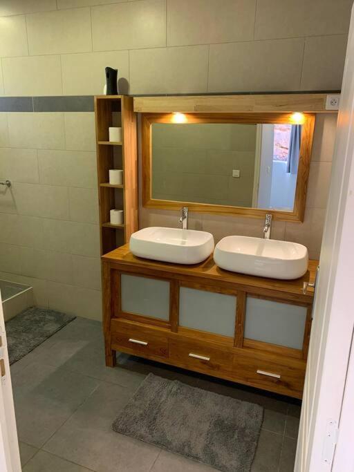 Ohani House 3 Double Bedrooms House In Punaauia, Tahitiプナアウィア エクステリア 写真